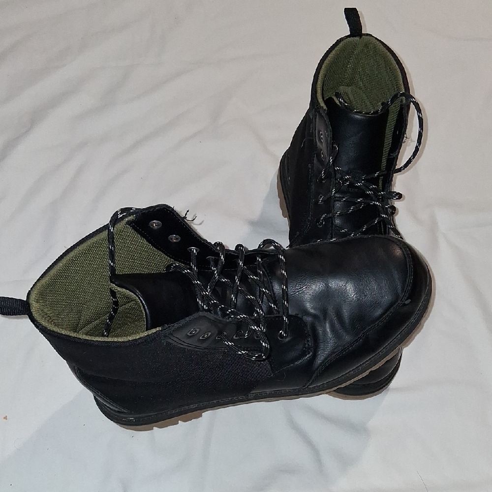 Black Leather Men's Boots